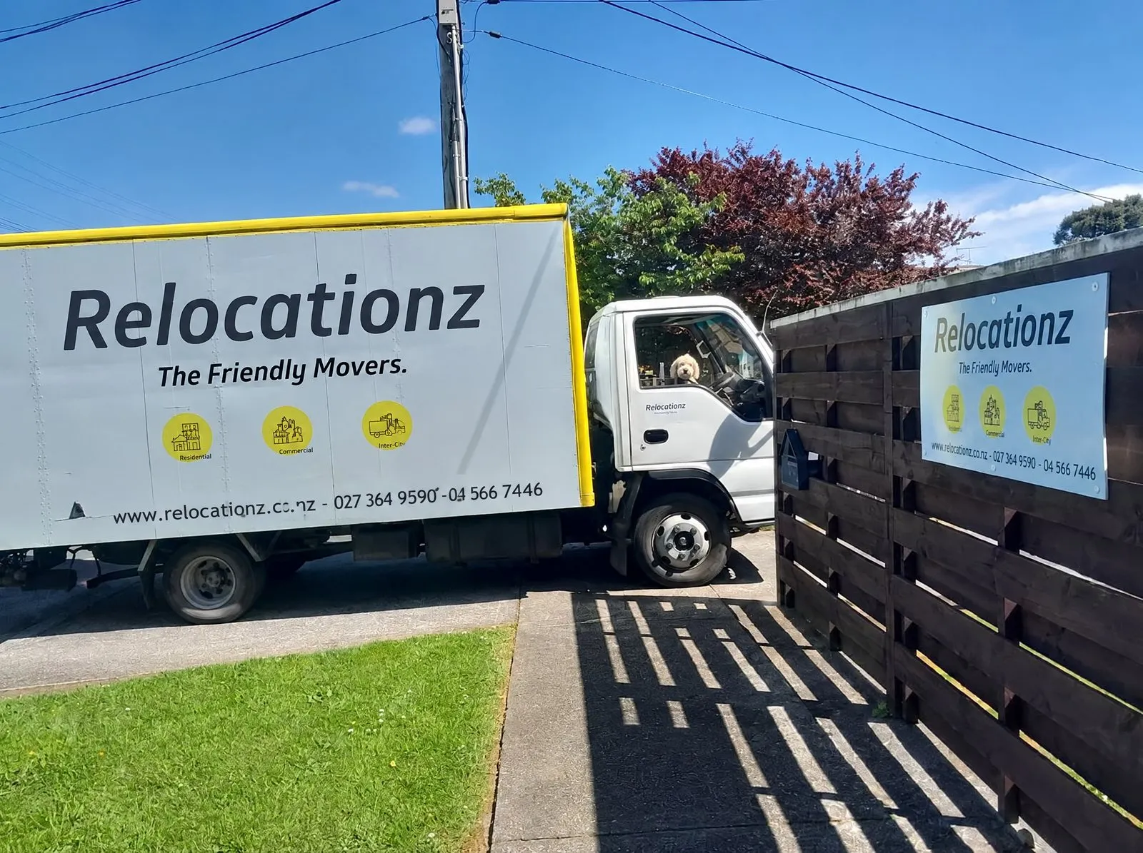 RelocatioNZ truck backed into a Wellington driveway